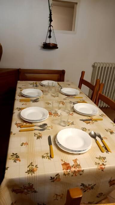 Taverna Abitazione A 15 Km Da Firenze Prato  Esterno foto