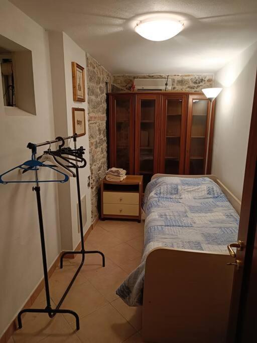 Taverna Abitazione A 15 Km Da Firenze Prato  Esterno foto