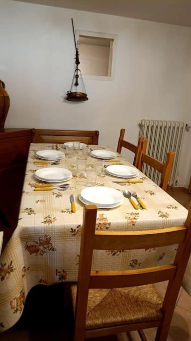 Taverna Abitazione A 15 Km Da Firenze Prato  Esterno foto